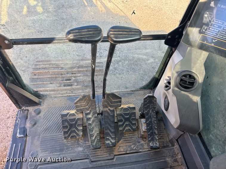 image for item EE0075 2019 Caterpillar 336 excavator