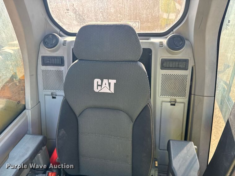 image for item EE0075 2019 Caterpillar 336 excavator