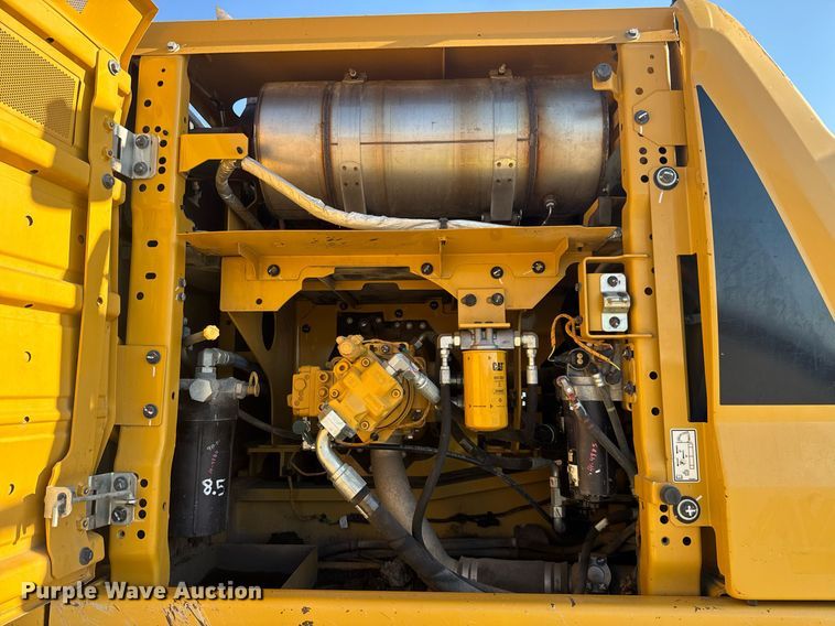 image for item EE0075 2019 Caterpillar 336 excavator