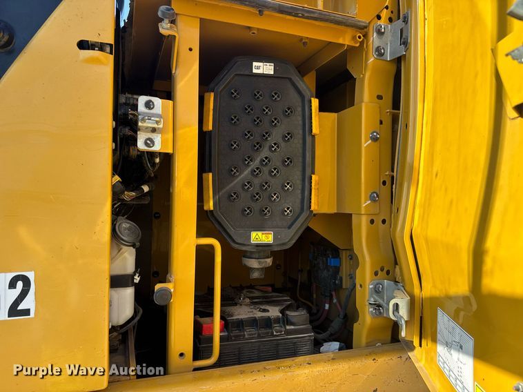 image for item EE0075 2019 Caterpillar 336 excavator