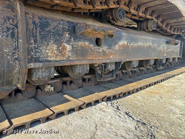 image for item EE0075 2019 Caterpillar 336 excavator