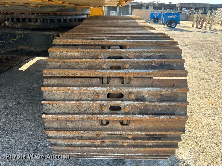 image for item EE0075 2019 Caterpillar 336 excavator