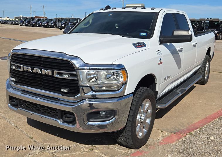 image for item EE0076 2019 Dodge Ram 2500 Crew Cab pickup truck