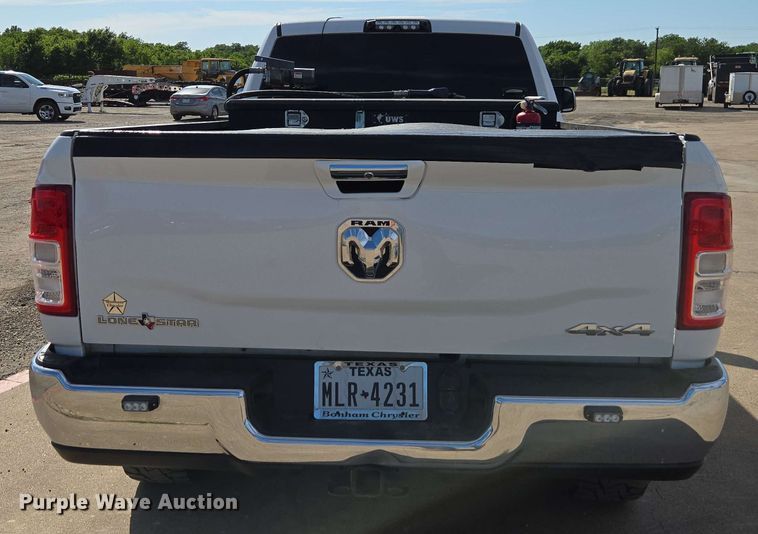 image for item EE0076 2019 Dodge Ram 2500 Crew Cab pickup truck