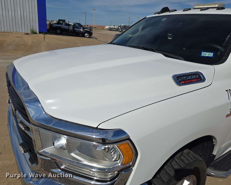 image for item EE0076 2019 Dodge Ram 2500 Crew Cab pickup truck
