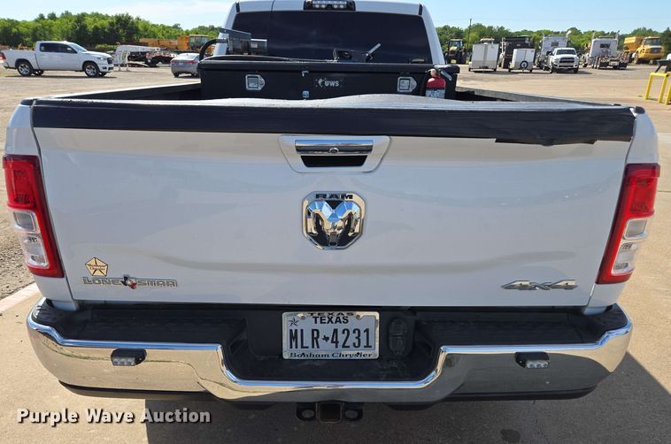 image for item EE0076 2019 Dodge Ram 2500 Crew Cab pickup truck