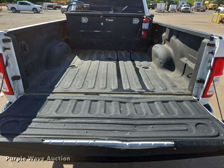 image for item EE0076 2019 Dodge Ram 2500 Crew Cab pickup truck