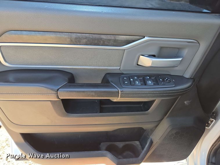 image for item EE0076 2019 Dodge Ram 2500 Crew Cab pickup truck