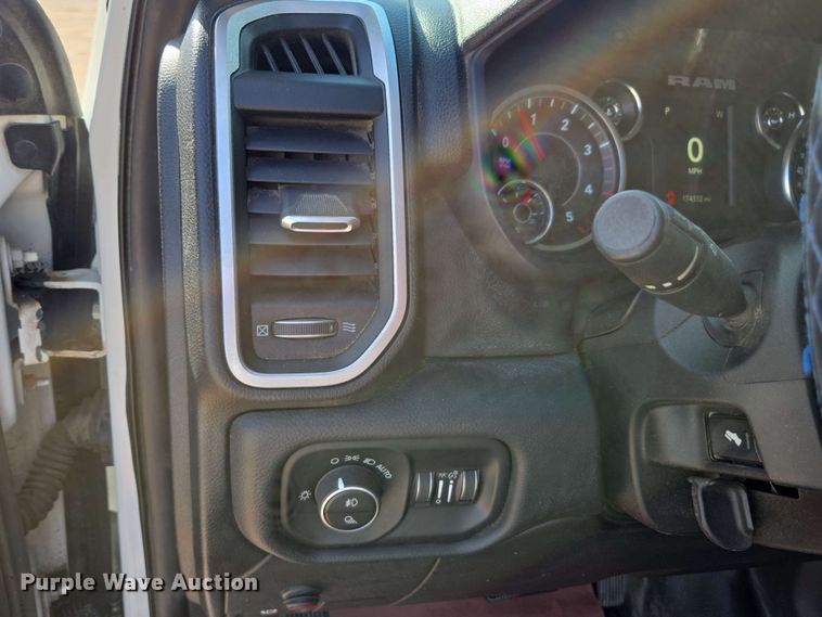 image for item EE0076 2019 Dodge Ram 2500 Crew Cab pickup truck