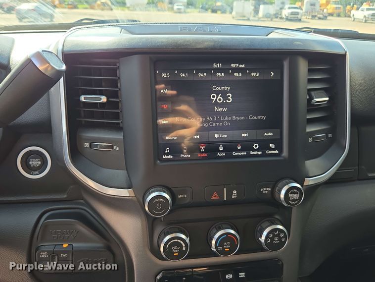 image for item EE0076 2019 Dodge Ram 2500 Crew Cab pickup truck