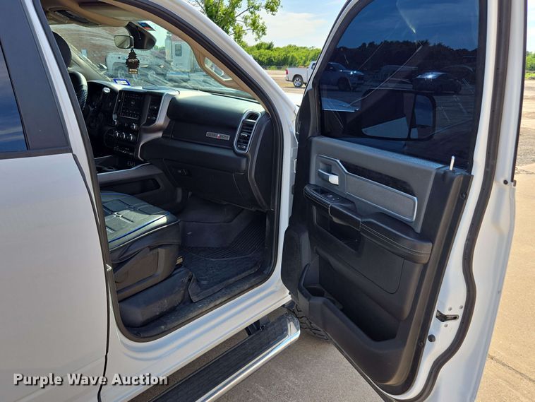 image for item EE0076 2019 Dodge Ram 2500 Crew Cab pickup truck