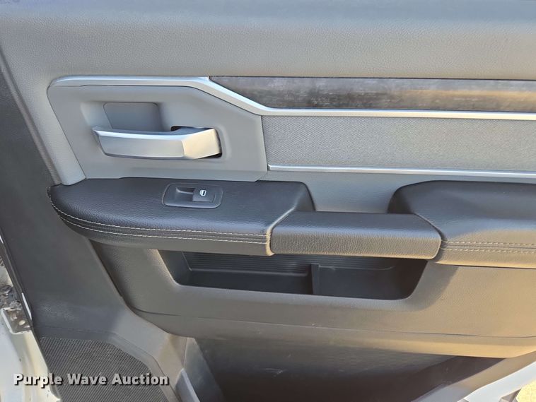 image for item EE0076 2019 Dodge Ram 2500 Crew Cab pickup truck