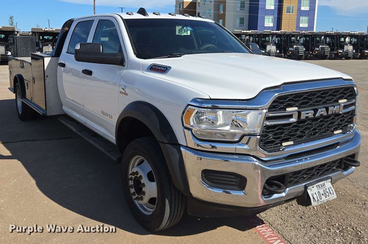 image for item EE0077 2019 Dodge Ram 5500 Crew Cab utility / service truck