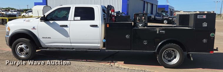 image for item EE0077 2019 Dodge Ram 5500 Crew Cab utility / service truck