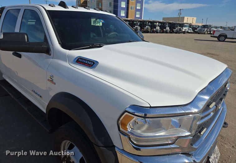 image for item EE0077 2019 Dodge Ram 5500 Crew Cab utility / service truck