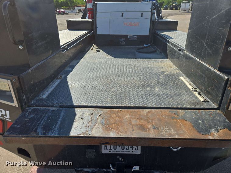 image for item EE0077 2019 Dodge Ram 5500 Crew Cab utility / service truck