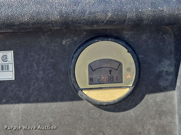 image for item EE0077 2019 Dodge Ram 5500 Crew Cab utility / service truck