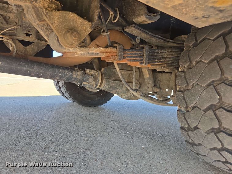 image for item EE0077 2019 Dodge Ram 5500 Crew Cab utility / service truck