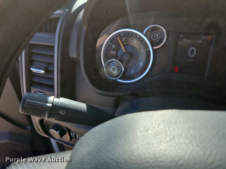 image for item EE0077 2019 Dodge Ram 5500 Crew Cab utility / service truck