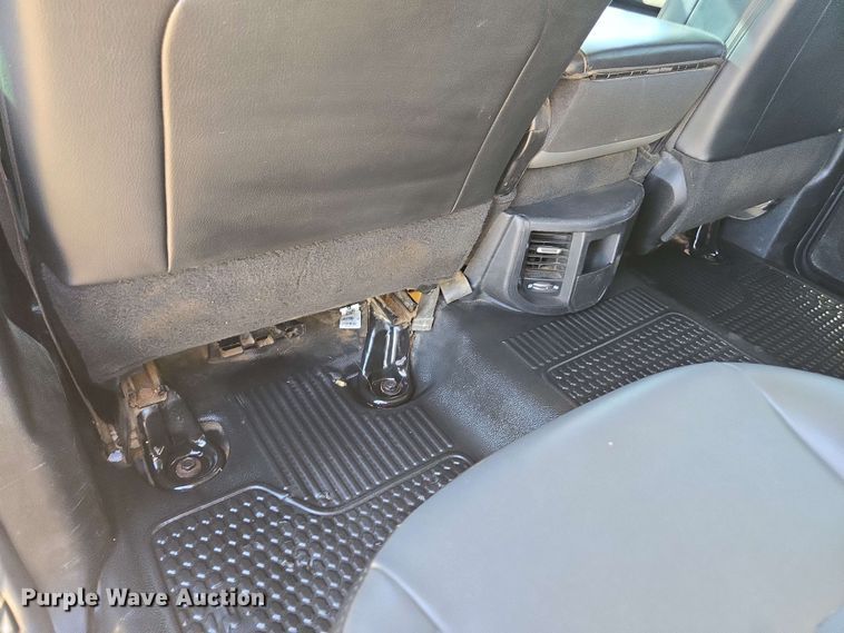 image for item EE0077 2019 Dodge Ram 5500 Crew Cab utility / service truck