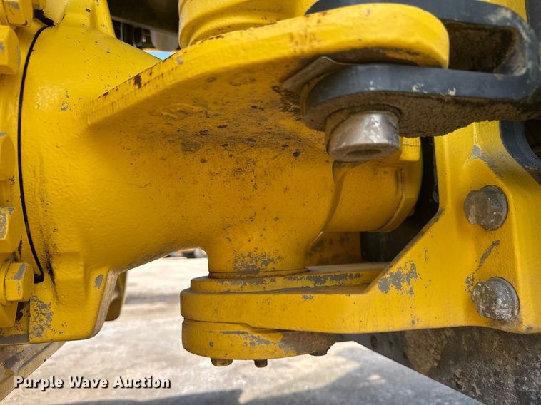 image for item EE0078 2018 Bomag 211D-5 single drum vibratory roller