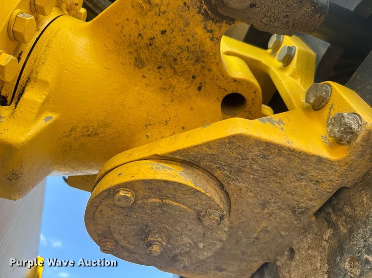 image for item EE0078 2018 Bomag 211D-5 single drum vibratory roller