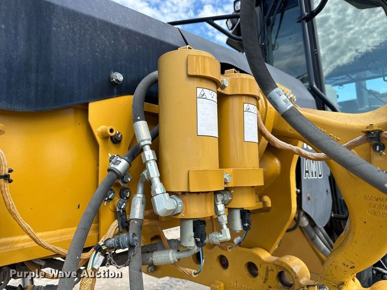 image for item EE0079 2019 Caterpillar 140M3 AWD motor grader