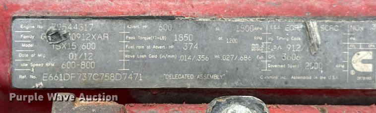 image for item EE0080 2013 Kenworth T800 semi truck