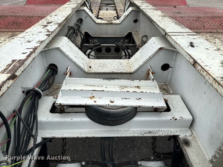 image for item EE0081 2015 Temisko LB-T3W-57 lowboy equipment trailer