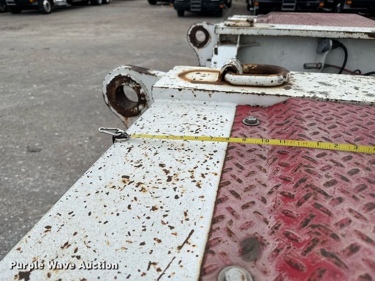 image for item EE0081 2015 Temisko LB-T3W-57 lowboy equipment trailer