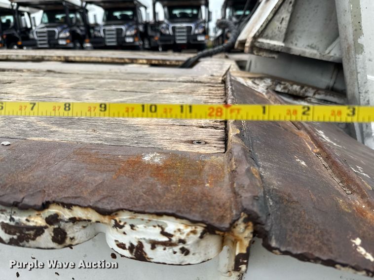 image for item EE0081 2015 Temisko LB-T3W-57 lowboy equipment trailer