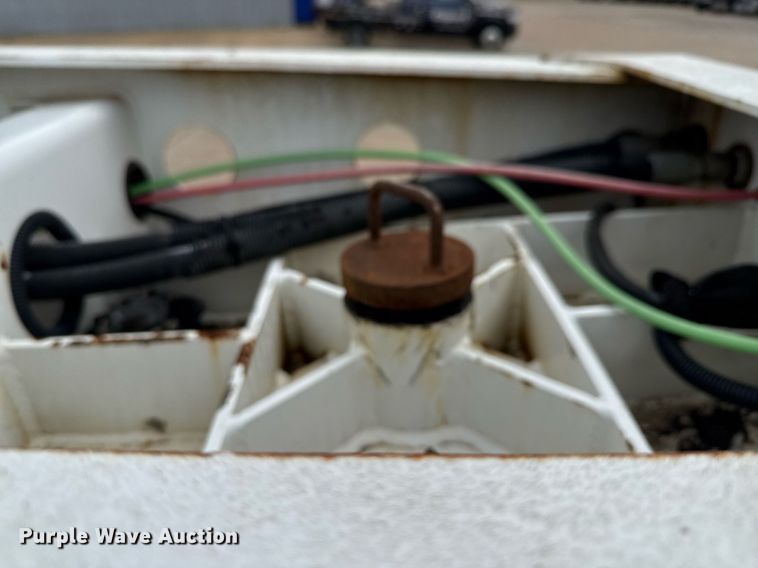 image for item EE0081 2015 Temisko LB-T3W-57 lowboy equipment trailer