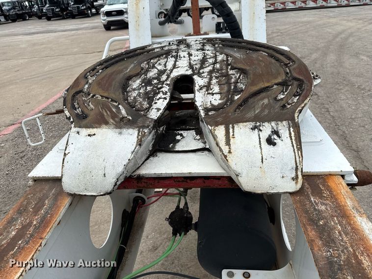 image for item EE0081 2015 Temisko LB-T3W-57 lowboy equipment trailer