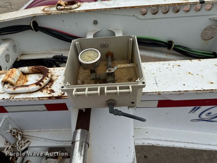 image for item EE0081 2015 Temisko LB-T3W-57 lowboy equipment trailer