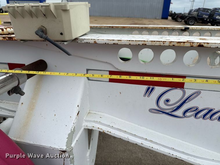 image for item EE0081 2015 Temisko LB-T3W-57 lowboy equipment trailer