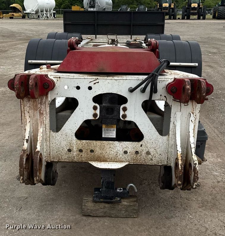 image for item EE0081 2015 Temisko LB-T3W-57 lowboy equipment trailer