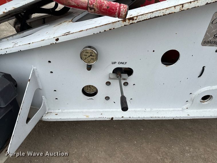 image for item EE0081 2015 Temisko LB-T3W-57 lowboy equipment trailer