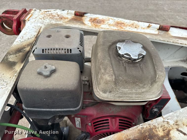 image for item EE0081 2015 Temisko LB-T3W-57 lowboy equipment trailer