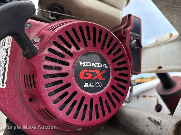 image for item EE0081 2015 Temisko LB-T3W-57 lowboy equipment trailer