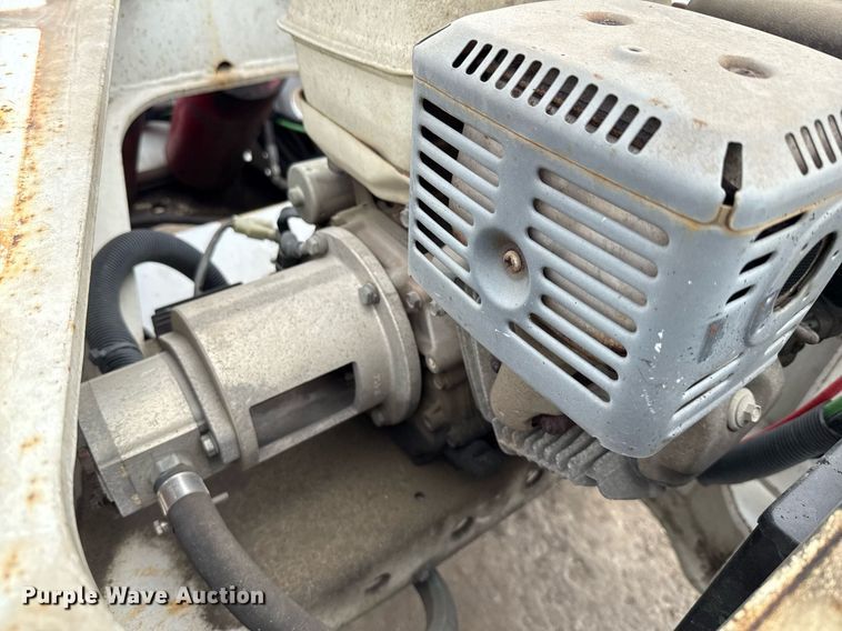 image for item EE0081 2015 Temisko LB-T3W-57 lowboy equipment trailer