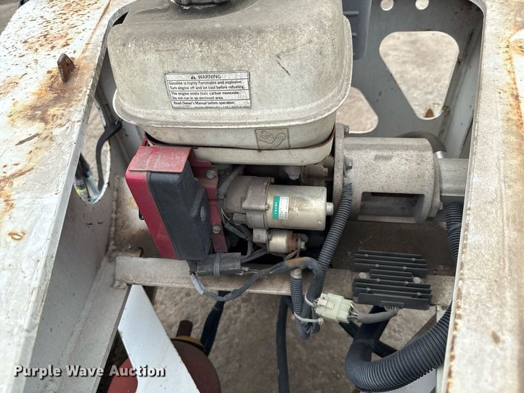 image for item EE0081 2015 Temisko LB-T3W-57 lowboy equipment trailer