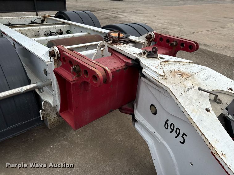 image for item EE0081 2015 Temisko LB-T3W-57 lowboy equipment trailer