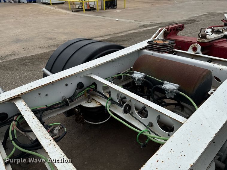 image for item EE0081 2015 Temisko LB-T3W-57 lowboy equipment trailer