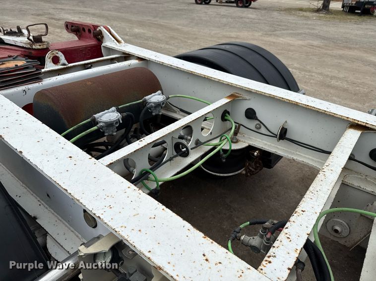 image for item EE0081 2015 Temisko LB-T3W-57 lowboy equipment trailer