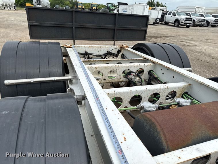 image for item EE0081 2015 Temisko LB-T3W-57 lowboy equipment trailer