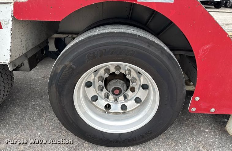 image for item EE0081 2015 Temisko LB-T3W-57 lowboy equipment trailer