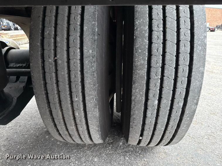 image for item EE0081 2015 Temisko LB-T3W-57 lowboy equipment trailer