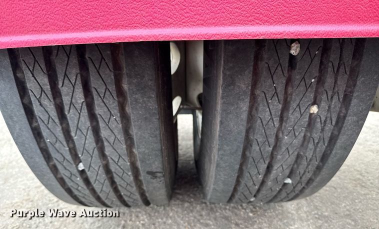 image for item EE0081 2015 Temisko LB-T3W-57 lowboy equipment trailer