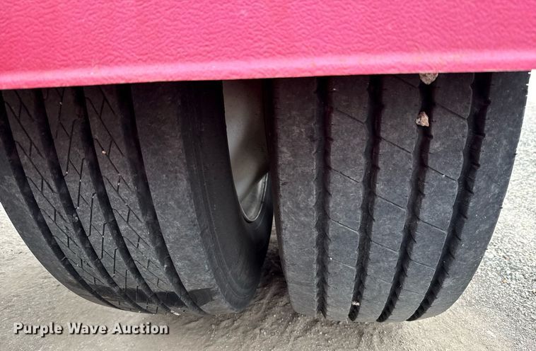 image for item EE0081 2015 Temisko LB-T3W-57 lowboy equipment trailer