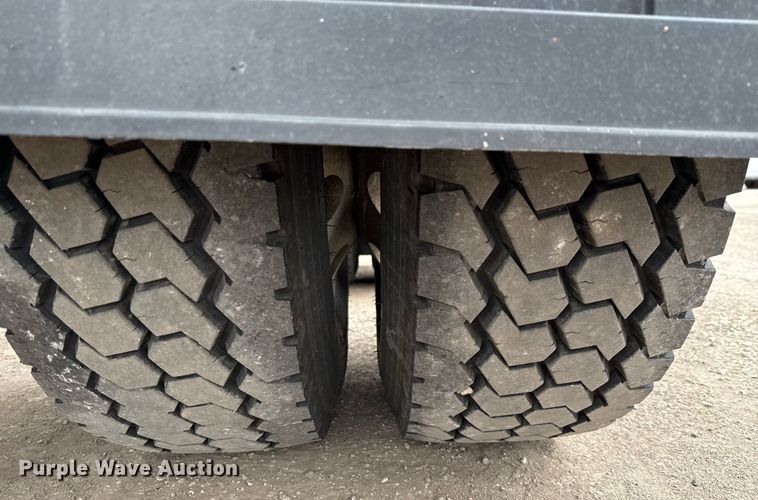 image for item EE0081 2015 Temisko LB-T3W-57 lowboy equipment trailer